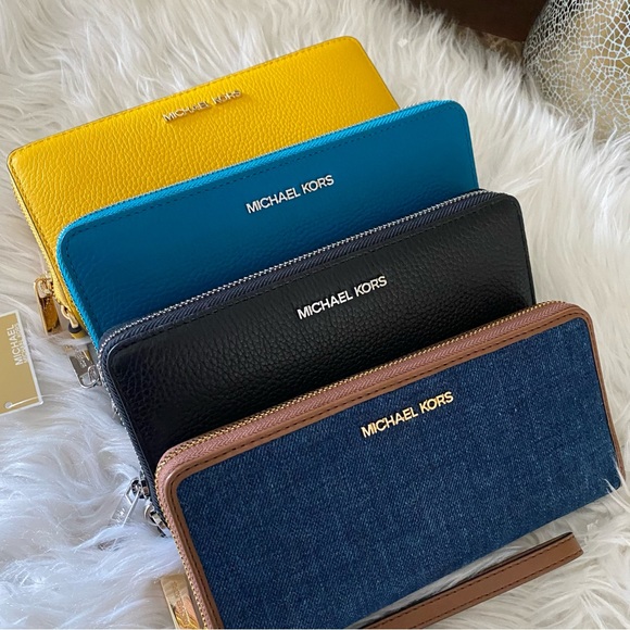 New Michael Kors jet set travel large continental wallet - Picture 7 of 16